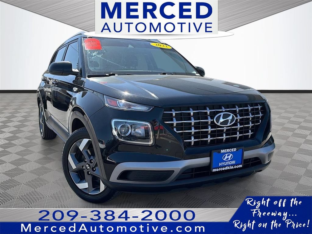 Used 2022 Hyundai Venue SEL w/ Cargo Package