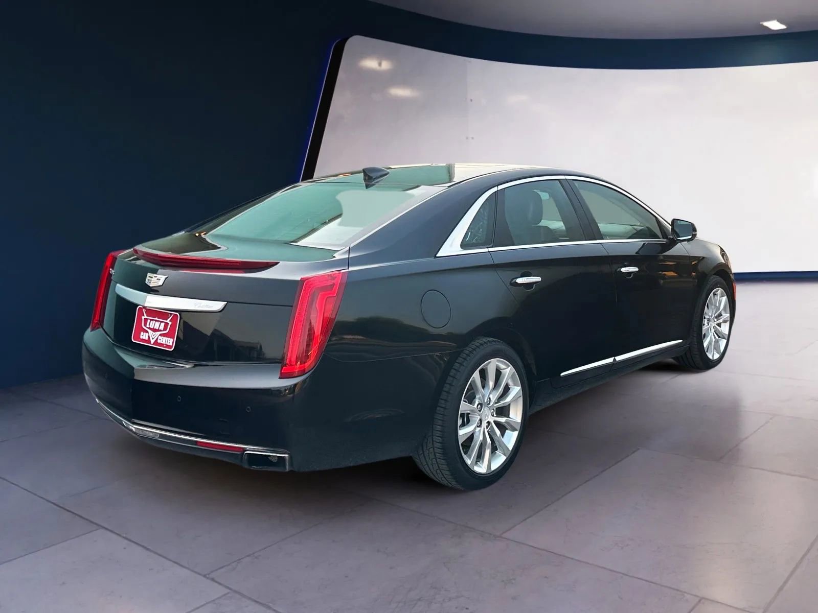 Used 2016 Cadillac XTS Luxury w/ Driver Awareness Package image 5
