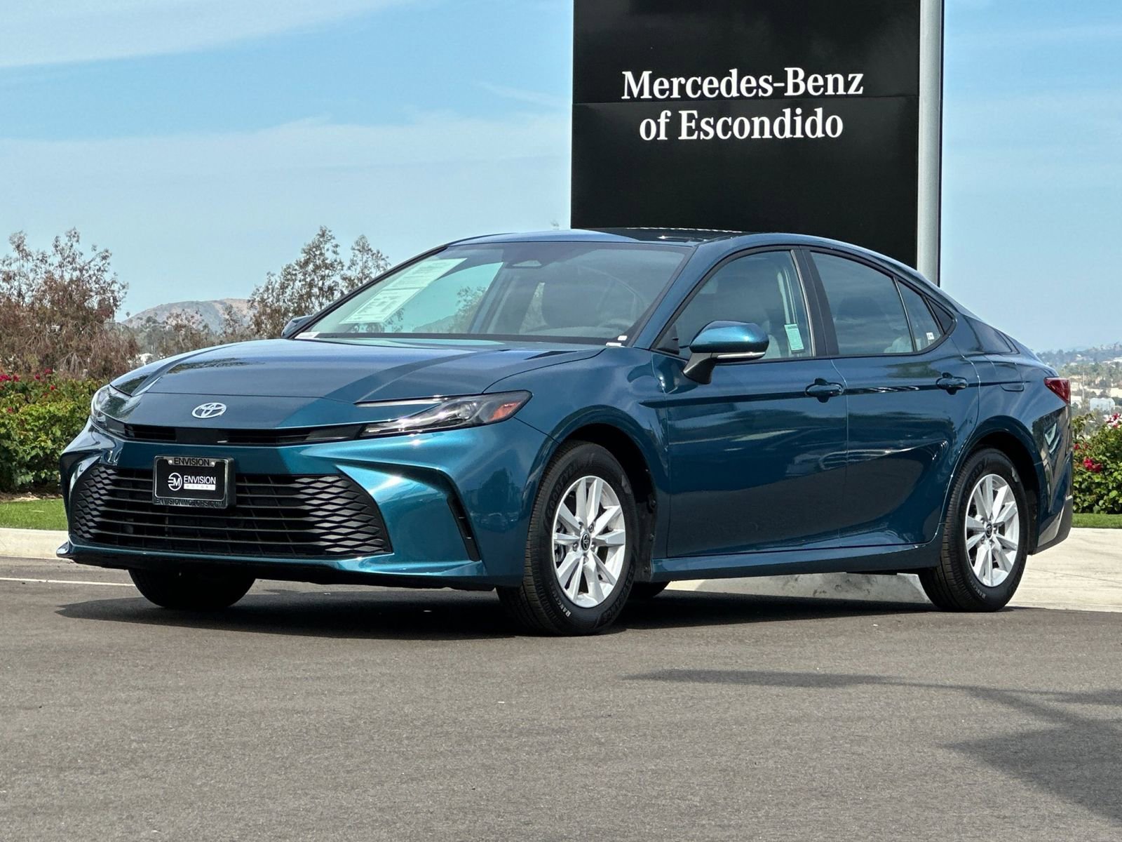 Used 2026 Toyota Camry LE image 7