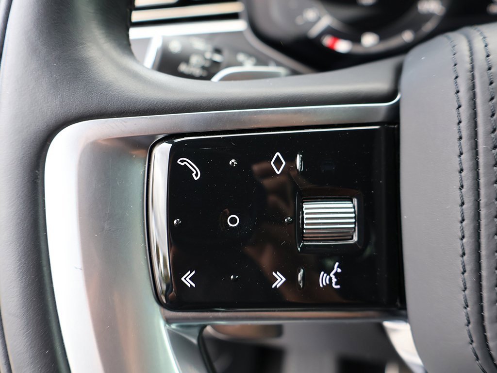 Used 2023 Land Rover Range Rover SE image 49