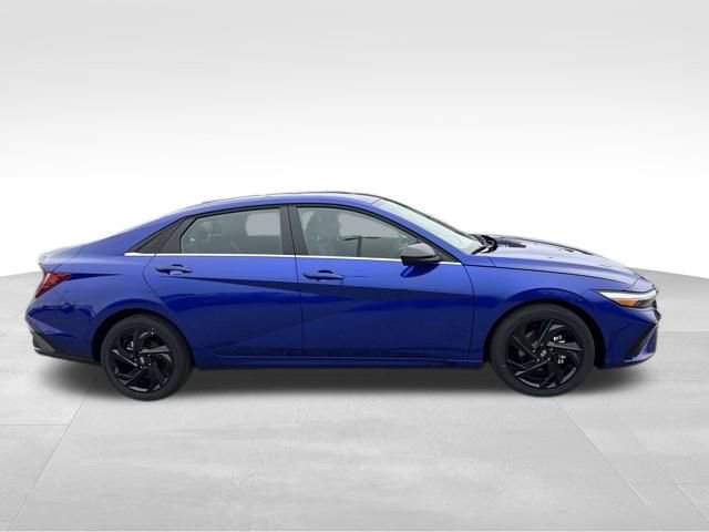New 2026 Hyundai Elantra SEL Sport Premium FWD image 6