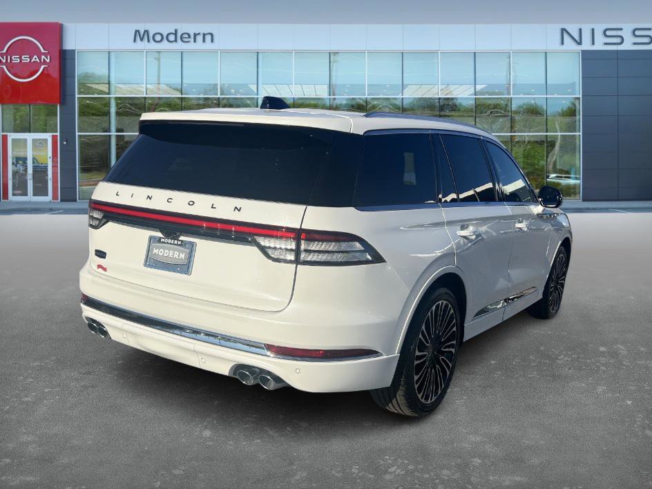 Used 2025 Lincoln Aviator Black Label image 5