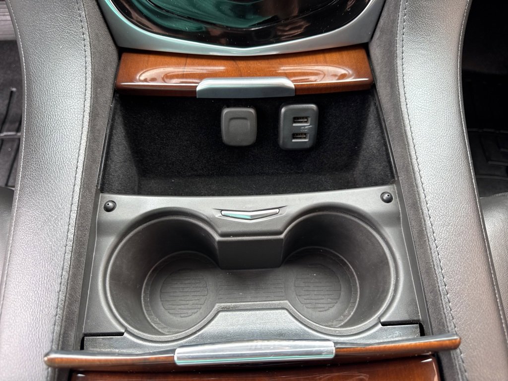 Used 2020 Cadillac Escalade Premium Luxury image 51