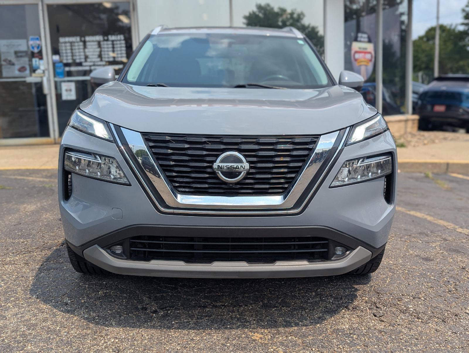 Used 2021 Nissan Rogue SL AWD/4WD image 8