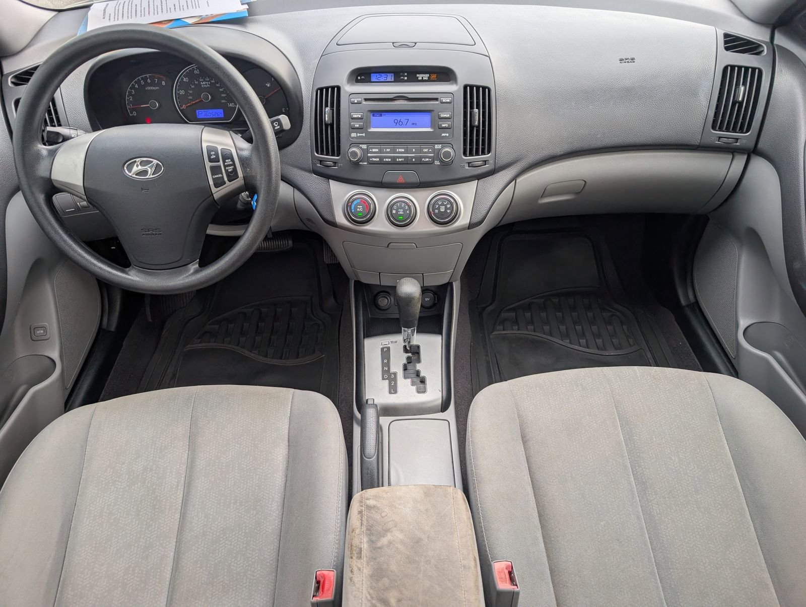 Used 2010 Hyundai Elantra GLS FWD image 5