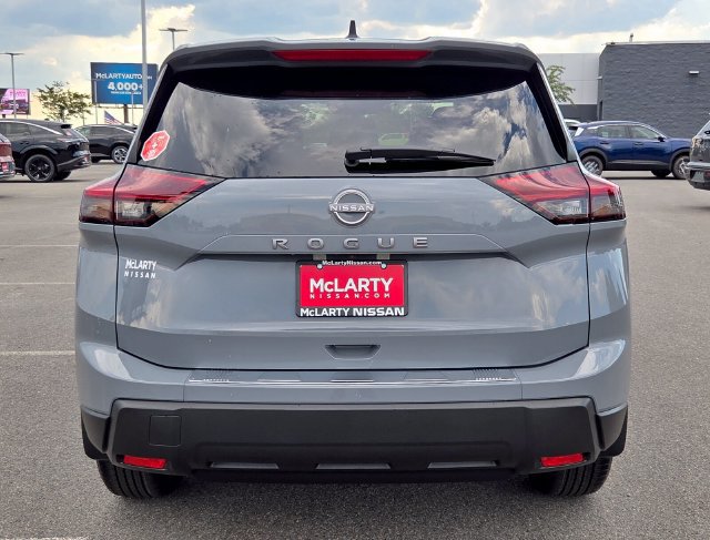 New 2026 Nissan Rogue SV FWD image 7