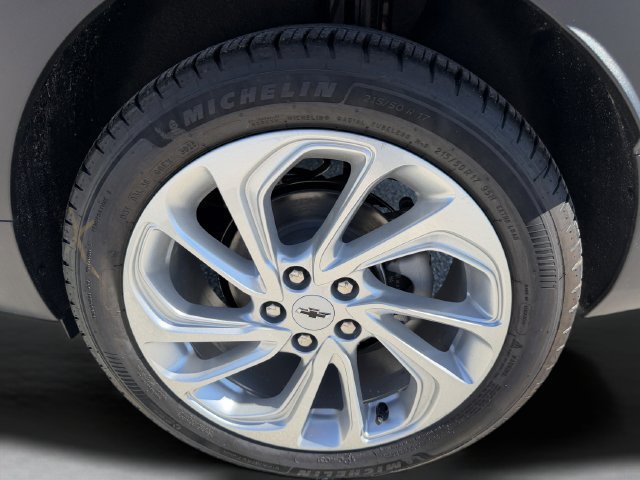 New 2027 Chevrolet Bolt LT FWD image 31