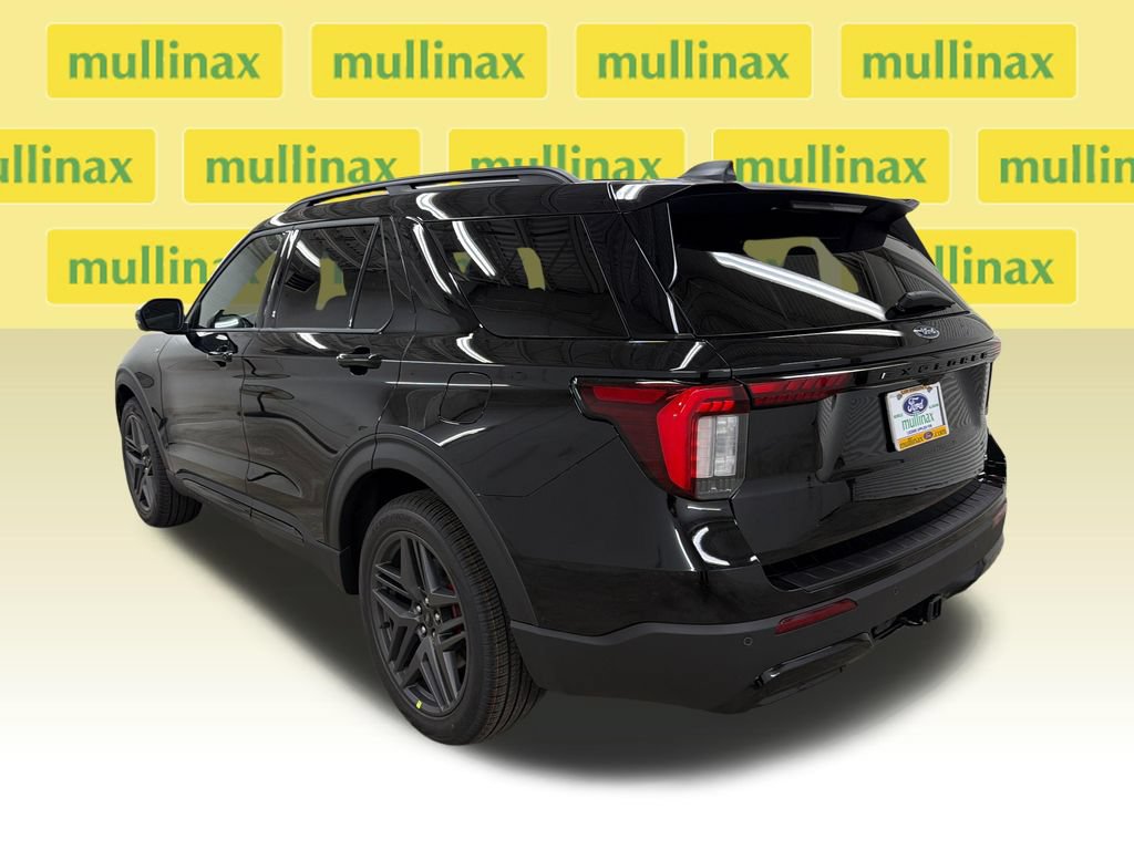 New 2026 Ford Explorer ST-Line w/ ST-Line Street Pack RWD image 9
