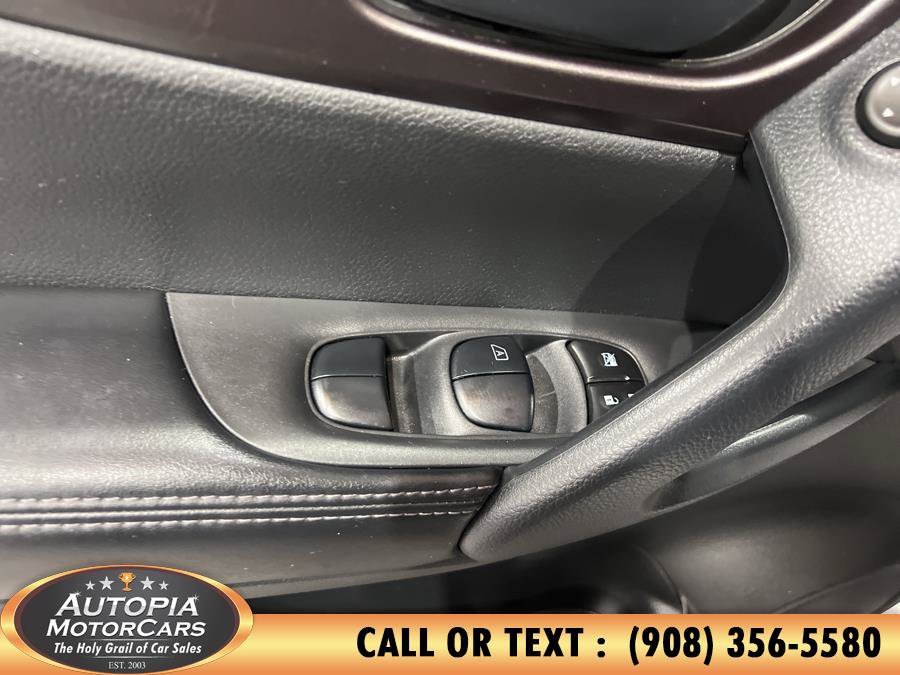 Used 2021 Nissan Rogue Sport S FWD image 20