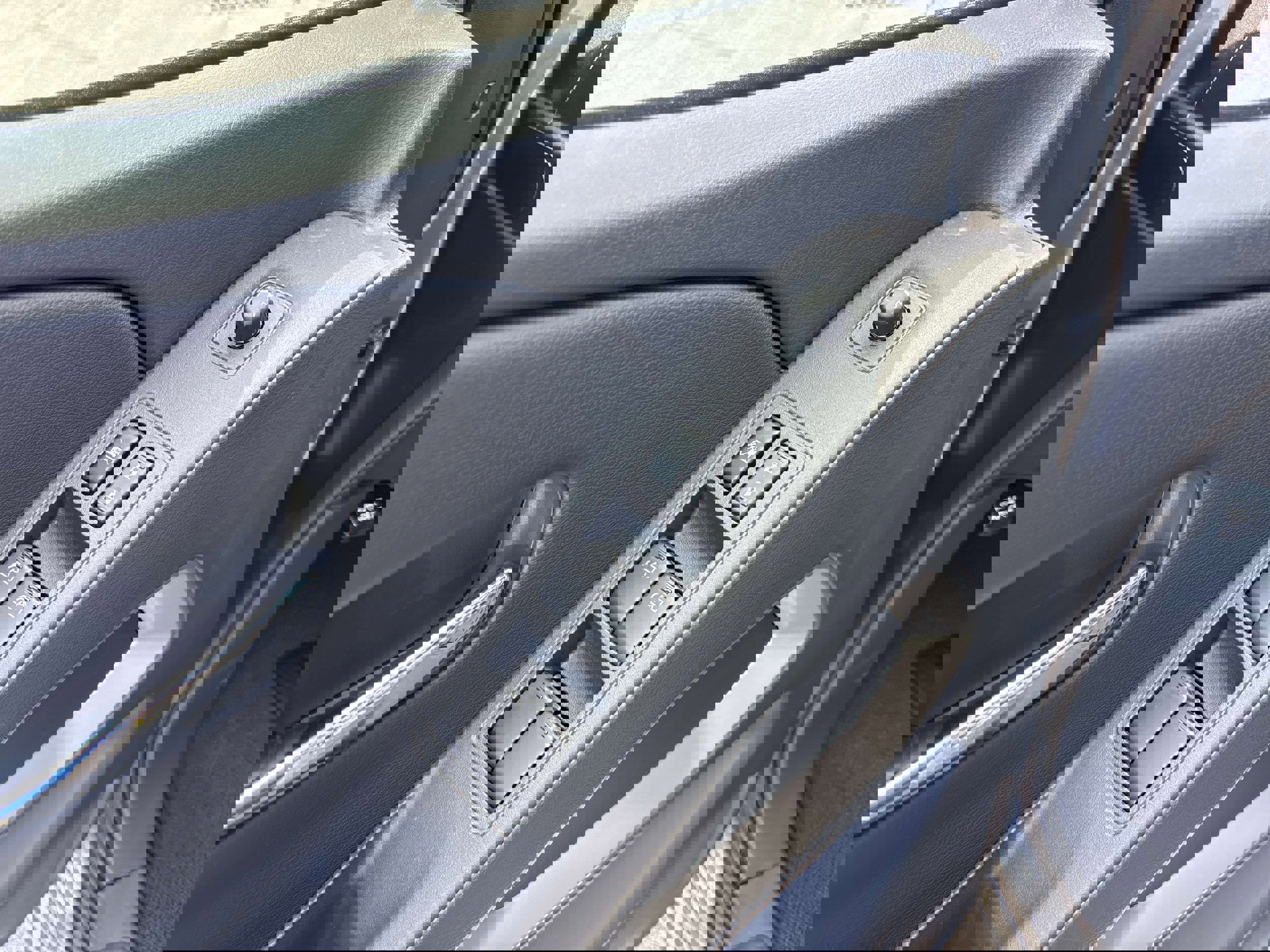 New 2026 Nissan Frontier SV w/ Tow Package image 9