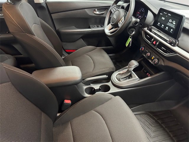 Used 2020 Kia Forte LXS image 4