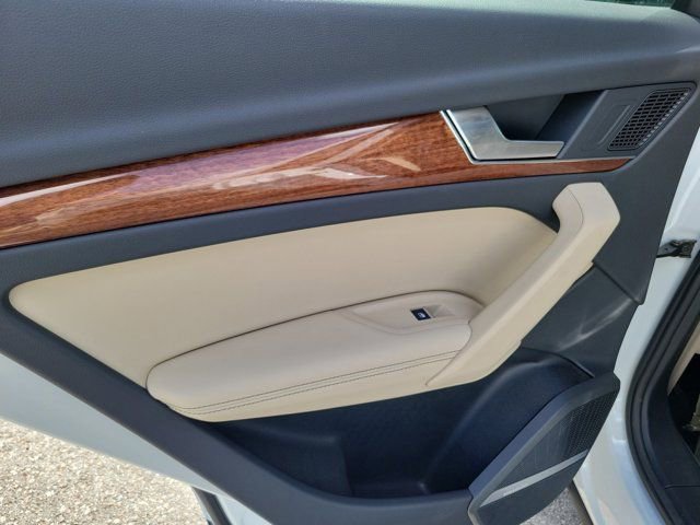 Certified 2023 Audi Q5 2.0T Premium Plus w/ Premium Plus Package image 12