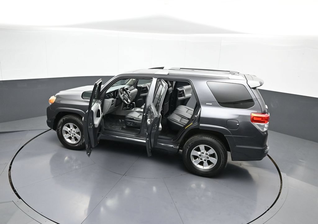 Used 2011 Toyota 4Runner SR5 w/ Premium Pkg w/Leather AWD/4WD image 43