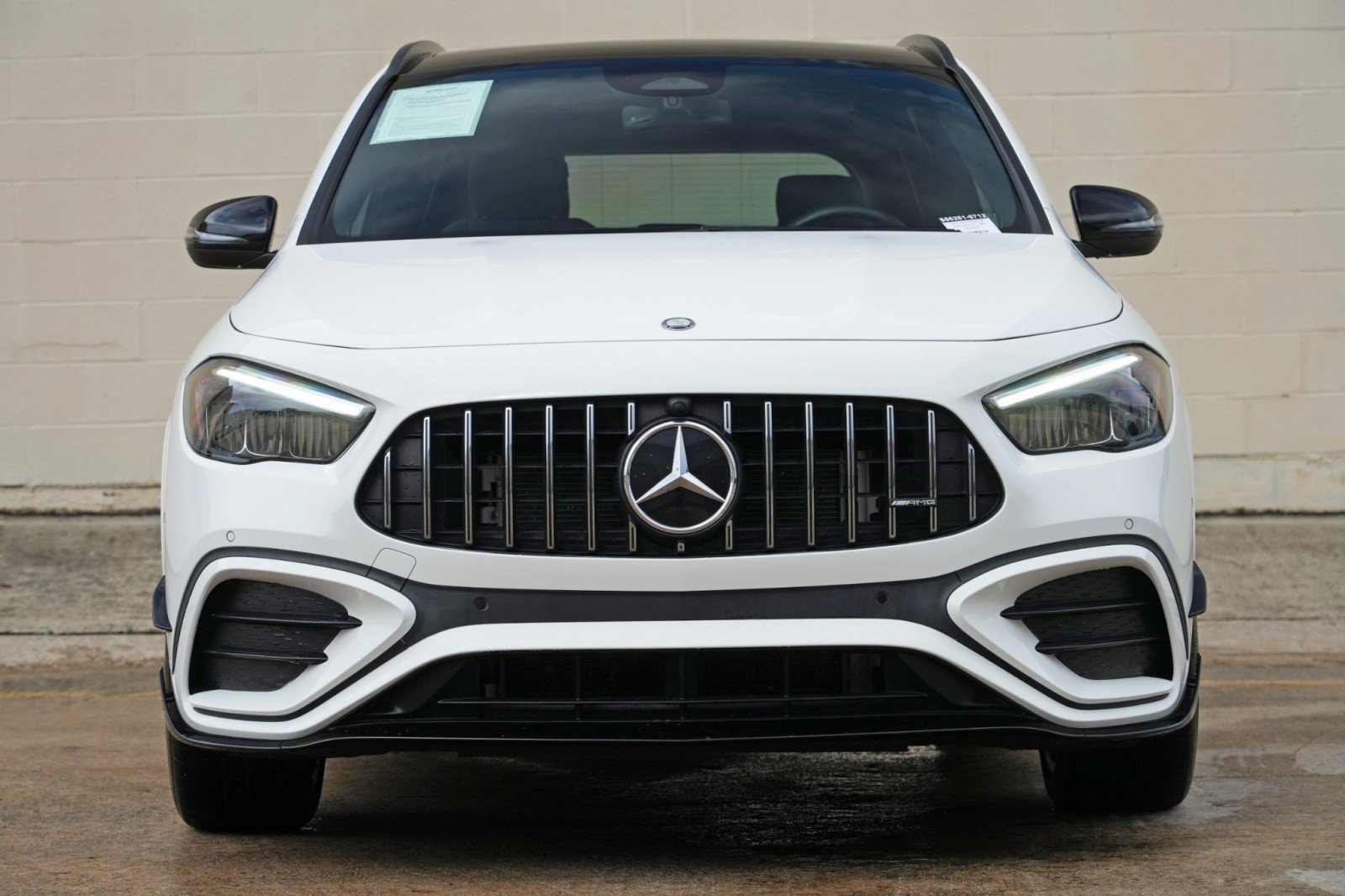 Used 2025 Mercedes-Benz GLA 35 AMG 4MATIC w/ AMG Aerodynamics Package image 7