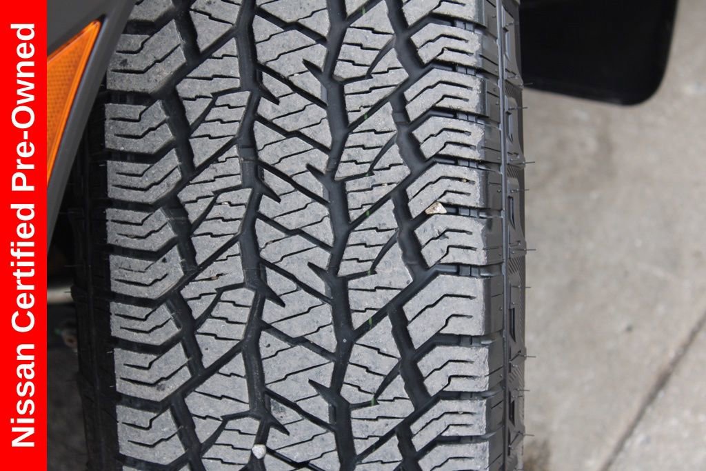 Certified 2022 Nissan Frontier PRO-4X w/ Technology Package image 13