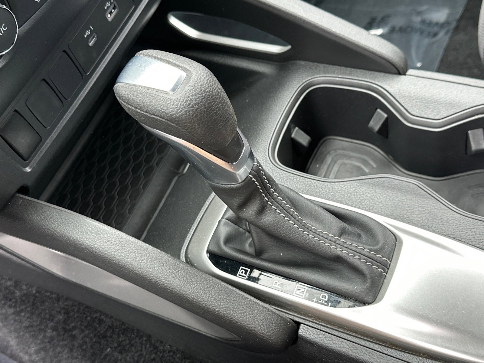 Certified 2022 Nissan Frontier SV image 31