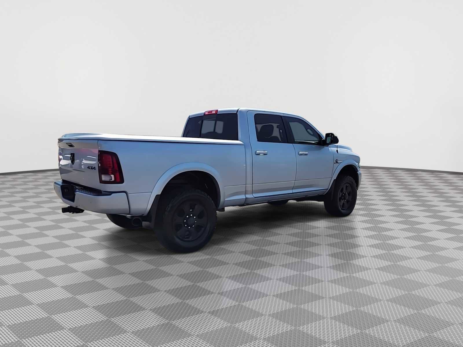 Used 2017 RAM 2500 Laramie w/ Sport Appearance Group AWD/4WD image 8