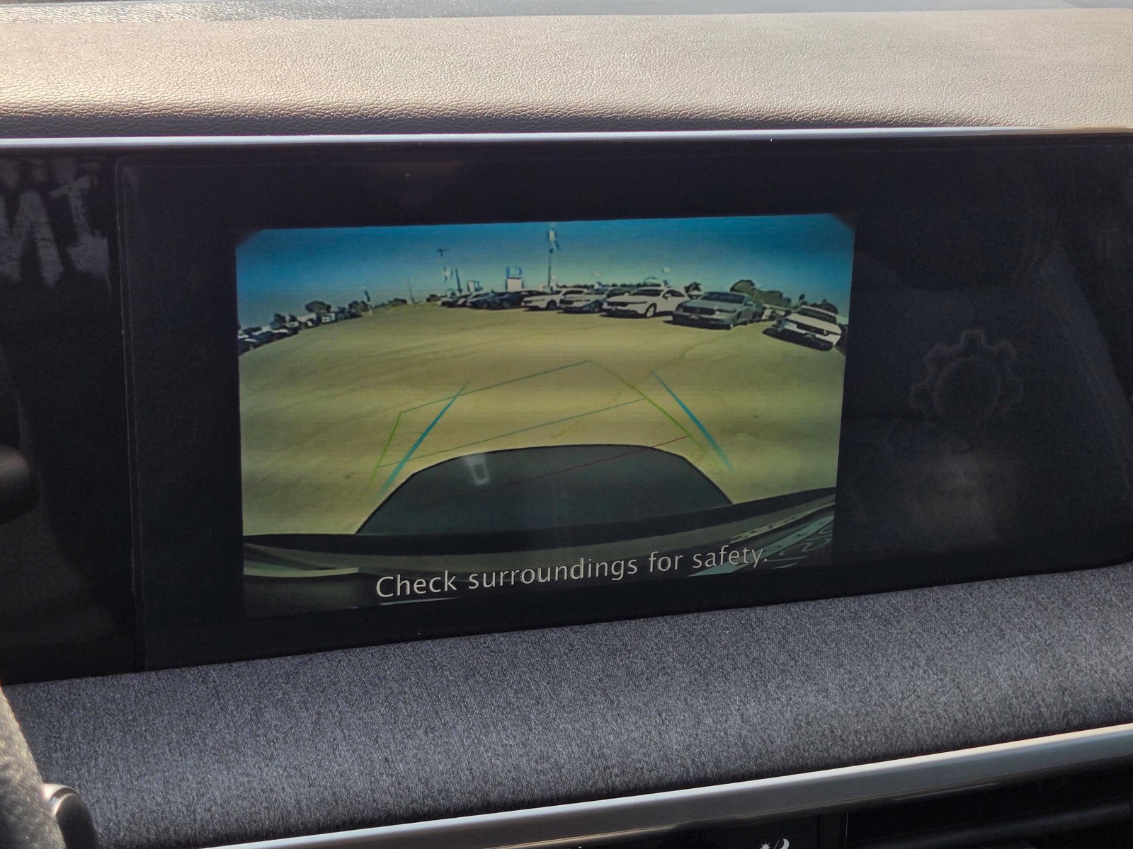 Used 2025 Nissan Kicks SV AWD/4WD image 21