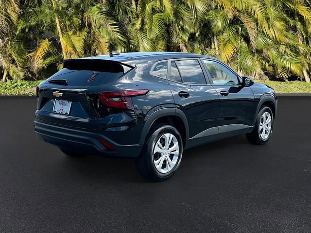 Used 2025 Chevrolet Trax LS FWD image 5