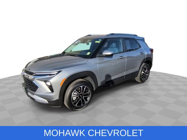 Certified 2025 Chevrolet TrailBlazer LT w/ Driver Confidence Package AWD/4WD image 4