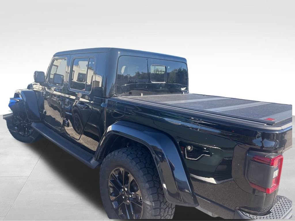 Used 2021 Jeep Gladiator Overland image 17