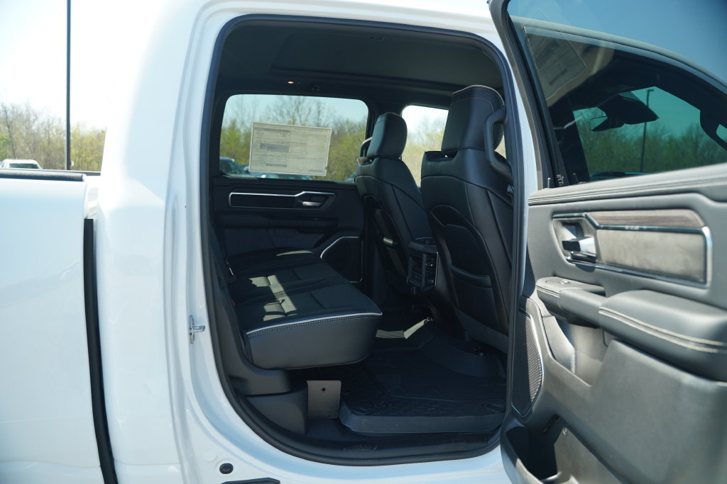New 2026 RAM 1500 Laramie w/ Night Edition AWD/4WD image 20