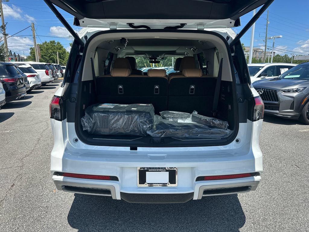 New 2027 INFINITI QX80 Luxe w/ Cargo Package RWD image 15