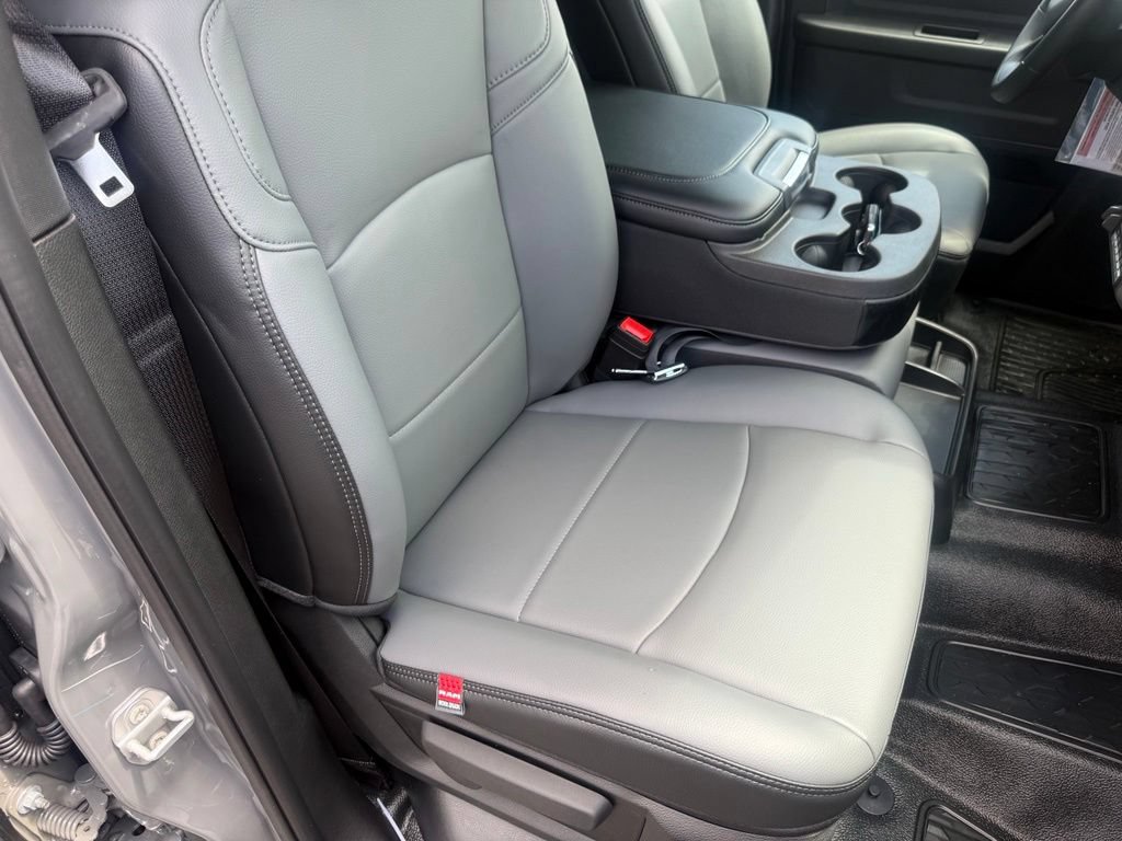 New 2026 RAM 3500 Tradesman w/ Chrome Appearance Group A AWD/4WD image 52