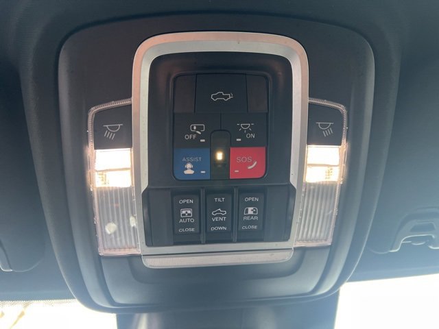 Used 2023 RAM 3500 Limited image 6