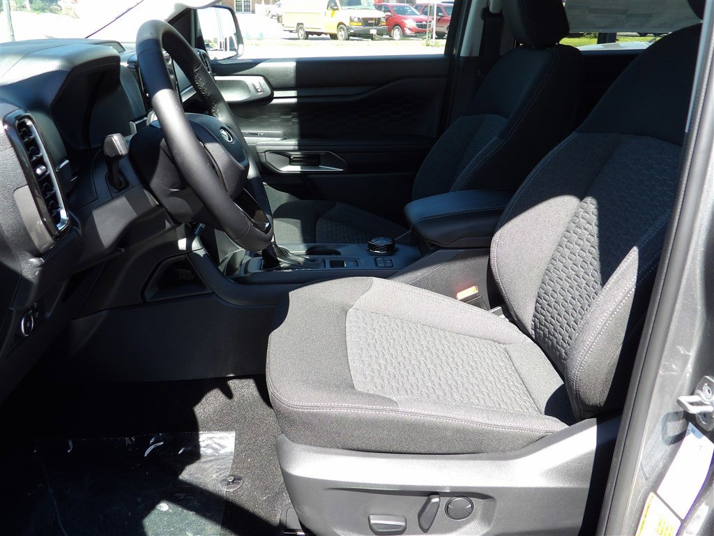 New 2025 Ford Ranger XLT w/ Equipment Group 301A High image 21