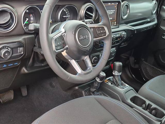 Used 2023 Jeep Wrangler Unlimited Rubicon 4xe AWD/4WD image 10