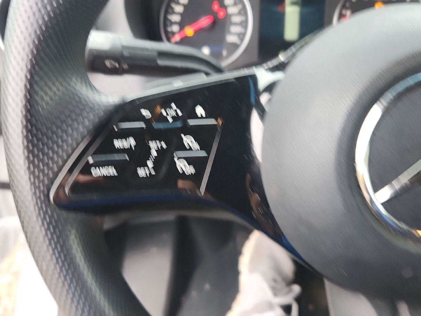 Used 2025 Mercedes-Benz Sprinter 2500 image 14