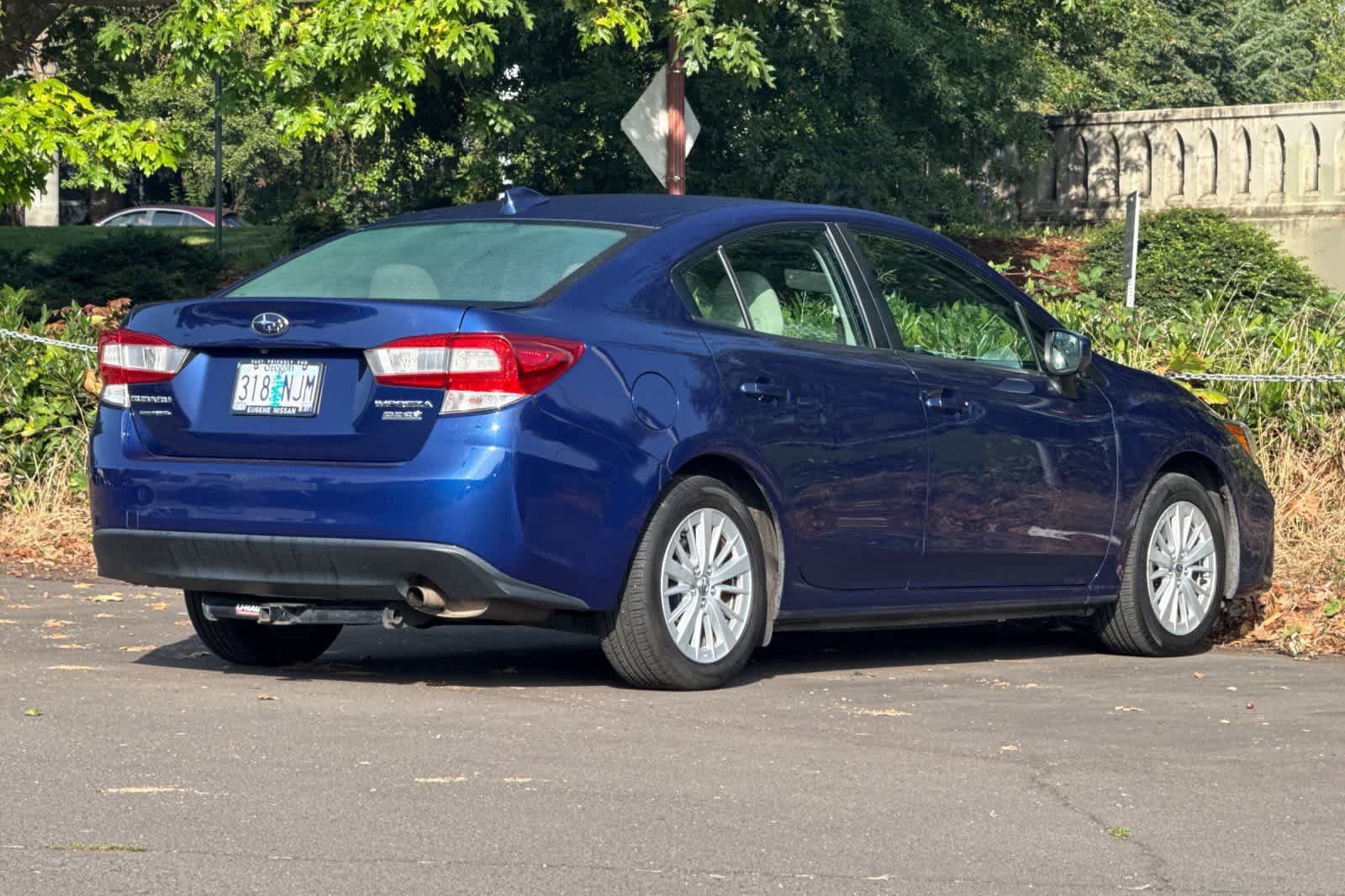 Used 2017 Subaru Impreza 2.0i Premium w/ Popular Package #1 AWD/4WD image 2