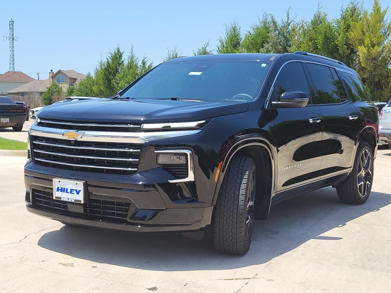 Used 2026 Chevrolet Traverse High Country FWD image 2