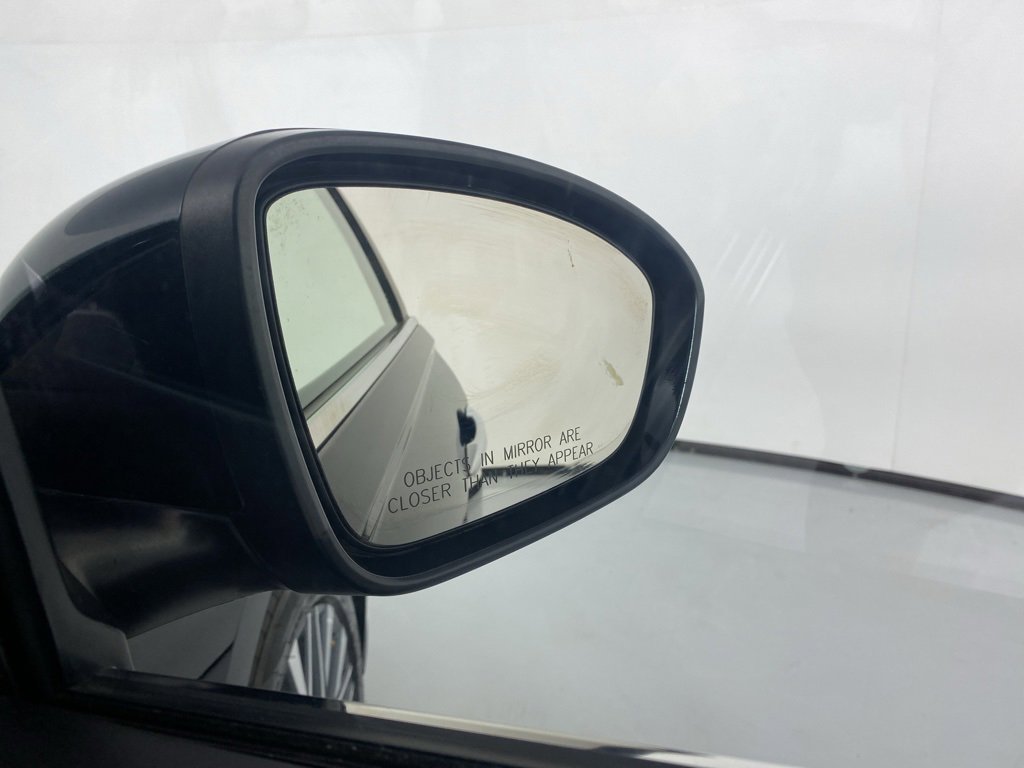 Used 2024 Nissan Altima 2.5 SV image 9