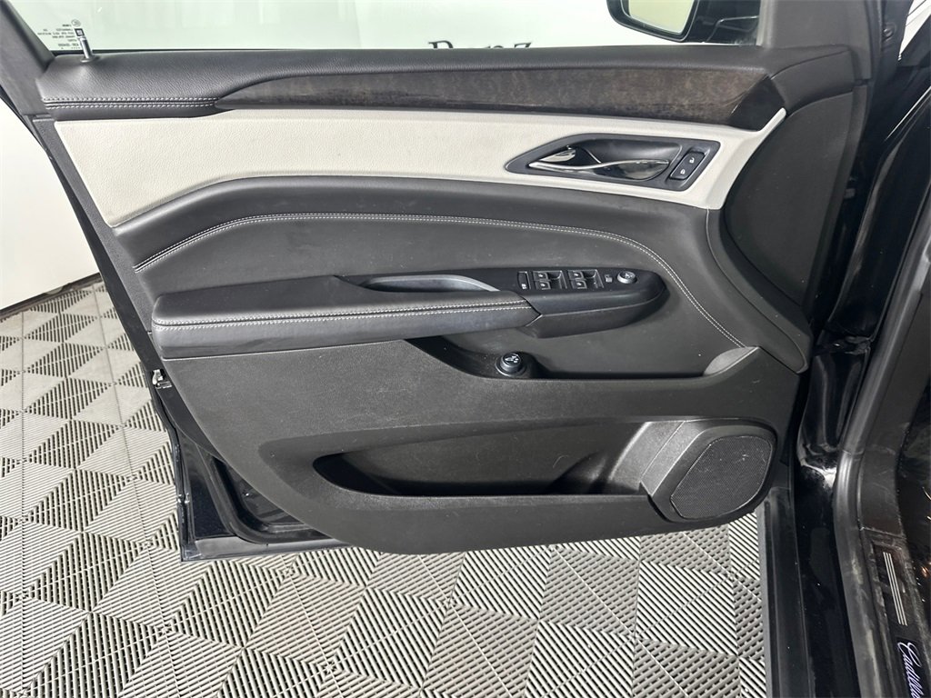Used 2014 Cadillac SRX Performance w/ Driver Awareness Package image 10