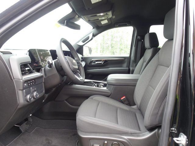 Used 2025 Chevrolet Tahoe LS RWD image 11