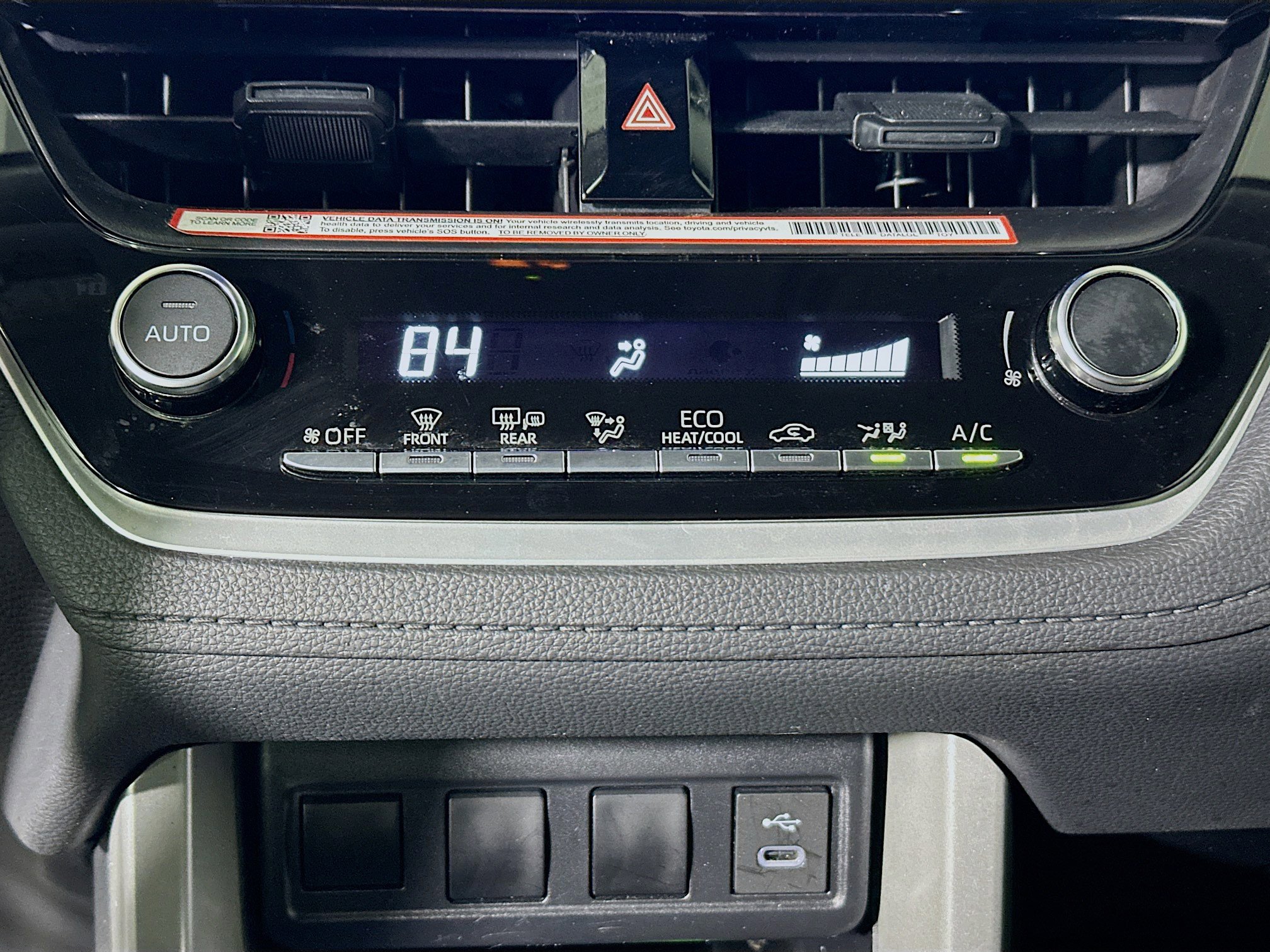 Used 2025 Toyota Corolla Cross LE image 23