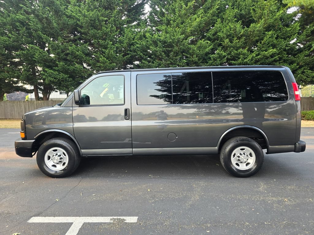 Used 2015 Chevrolet Express 2500 LS RWD image 3