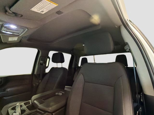 Used 2024 Chevrolet Silverado 2500 Custom w/ Custom Value Package image 18