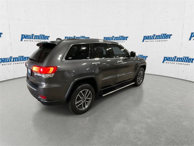 Used 2019 Jeep Grand Cherokee Limited w/ Luxury Group II image 11