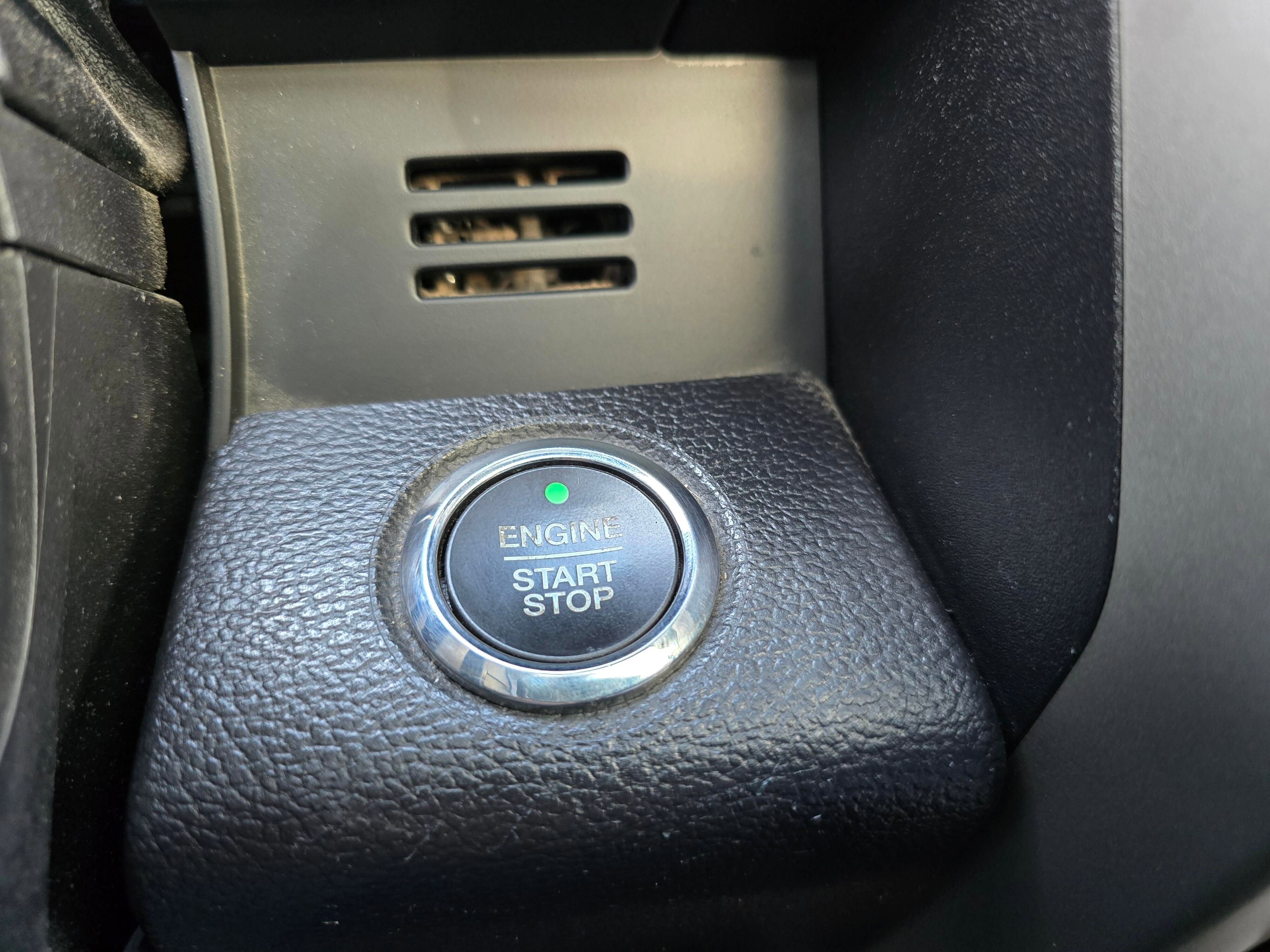 Used 2017 Ford F250 Lariat w/ Lariat Ultimate Package image 16