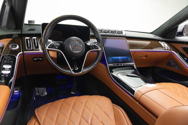Used 2022 Mercedes-Benz S 580 4MATIC Sedan w/ Warmth & Comfort Package image 6