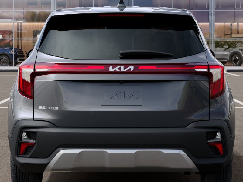 New 2026 Kia Seltos LX FWD image 13