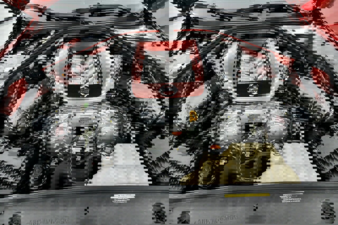 Used 2015 Nissan GT-R Black Edition image 17