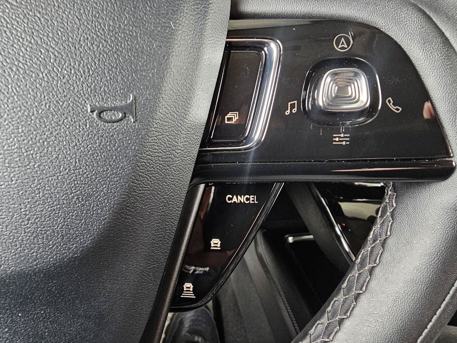 Used 2025 Lincoln Corsair AWD w/ Equipment Group 101A image 23