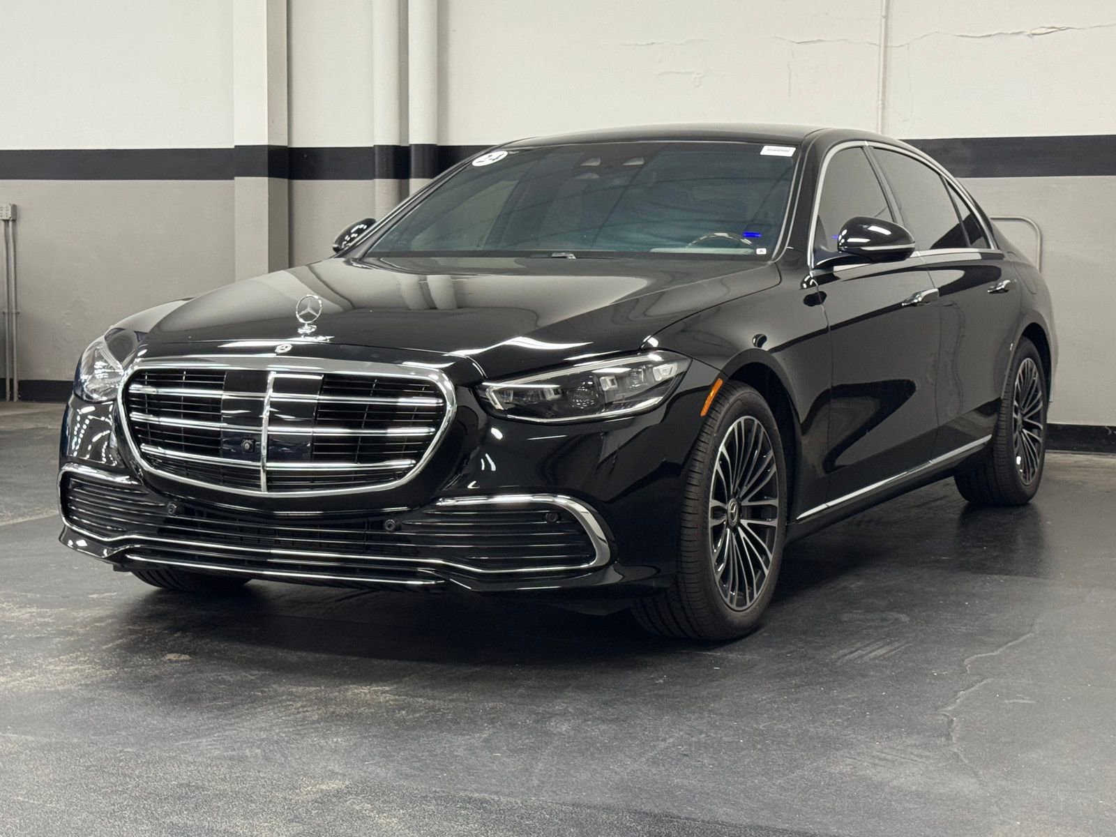 Used 2024 Mercedes-Benz S 580e 4MATIC Sedan image 7