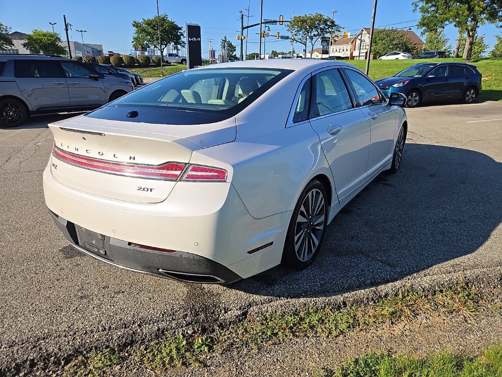 Used 2017 Lincoln MKZ Select FWD image 3