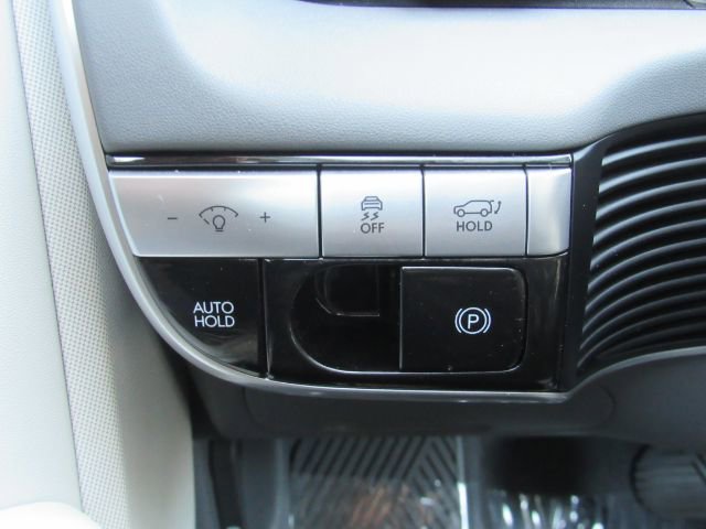 Used 2023 Hyundai Ioniq 5 Limited w/ Cargo Package image 41