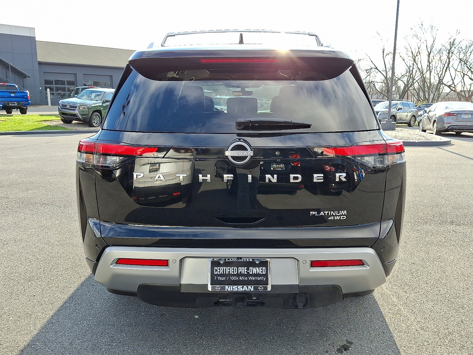 Certified 2023 Nissan Pathfinder Platinum w/ Cargo Package image 7
